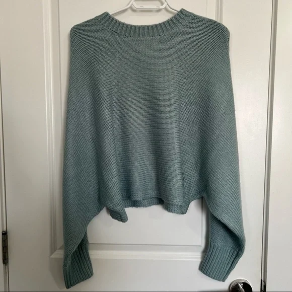 *NWT* GARAGE DOLMAN CREWNECK SWEATER - XS - Picture 7 of 10